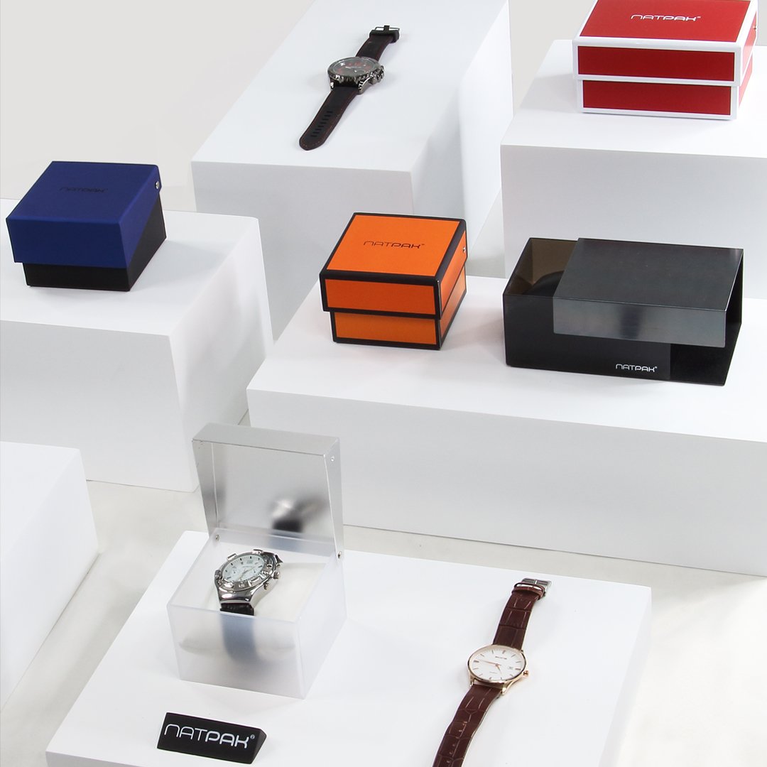 natpakhk's tweet photo. more watch packaging collections from us #luxury #luxurypackaging #fsc #openboxexperience #gifts #giftsforhim #giftsforher #packaging #watch #luxurywatch #box #design #fun #eloquent #throwbackthursday #christmasgift #branding #brands #packagingdesign #greenpackaging #ecofriendly https://t.co/JG17Pq7Egn