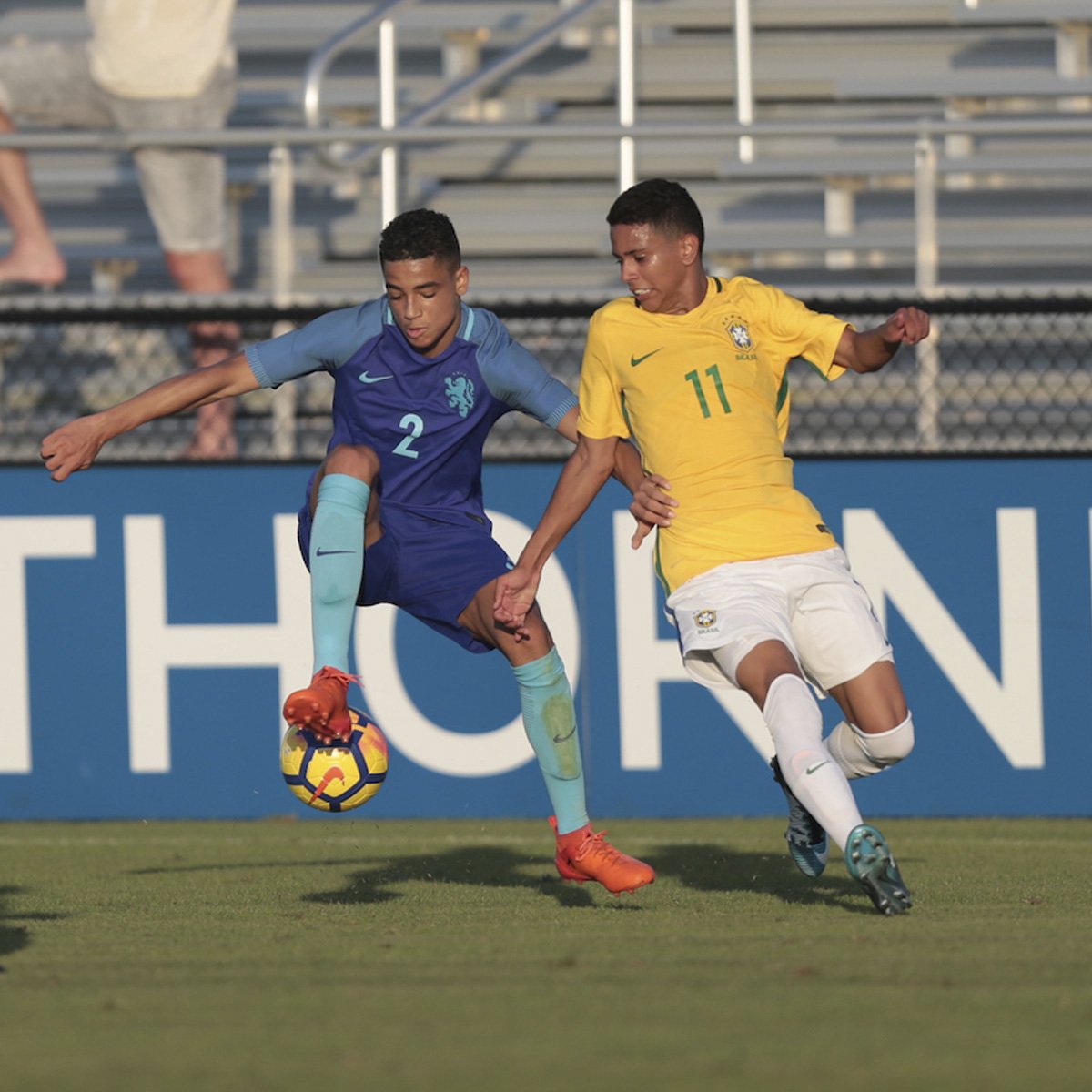 USYNT's tweet photo. Day 1️⃣ of the 2017 #NikeFriendlies is in the 📚. Here's what went down in the first of three doubleheaders ⤵️
#BRAvNED » https://t.co/OSiniGCKFo
#USAvENG » https://t.co/e53RECVZux https://t.co/QJAoAWBSrR
