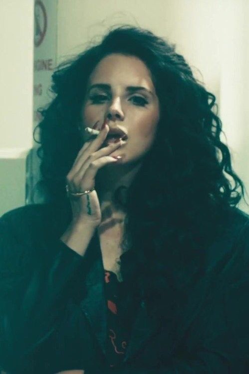 _daizzzy's tweet image. i fucked my way up to the top