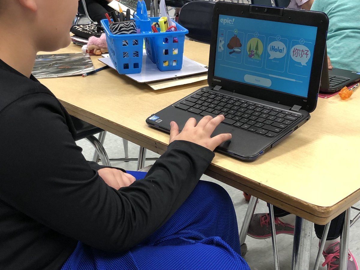 A_Witt24's tweet photo. A7 Our kids embraced change along time ago...Now they are helping our teachers. #kidcan #BetterTogether  #DPLIS https://t.co/pGmoSLKDVp