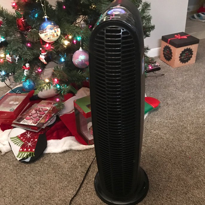 actingdiva's tweet photo. My #honeywellQuietClean arrived and I can already tell a difference with the pet odor! #cleanerAir received  free for testing purposes https://t.co/QzcA46kFVA