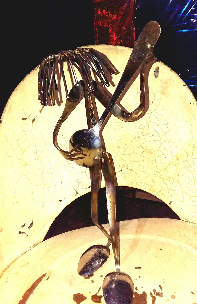 keith55082's tweet photo. #new #spoon #guitar #player #rocker #malcomyoung #INSPIRED spoon #art #artwork by #artist #keithbooth #metalart #fishing for a buyer #christmas https://t.co/ESTFJhV5Ox