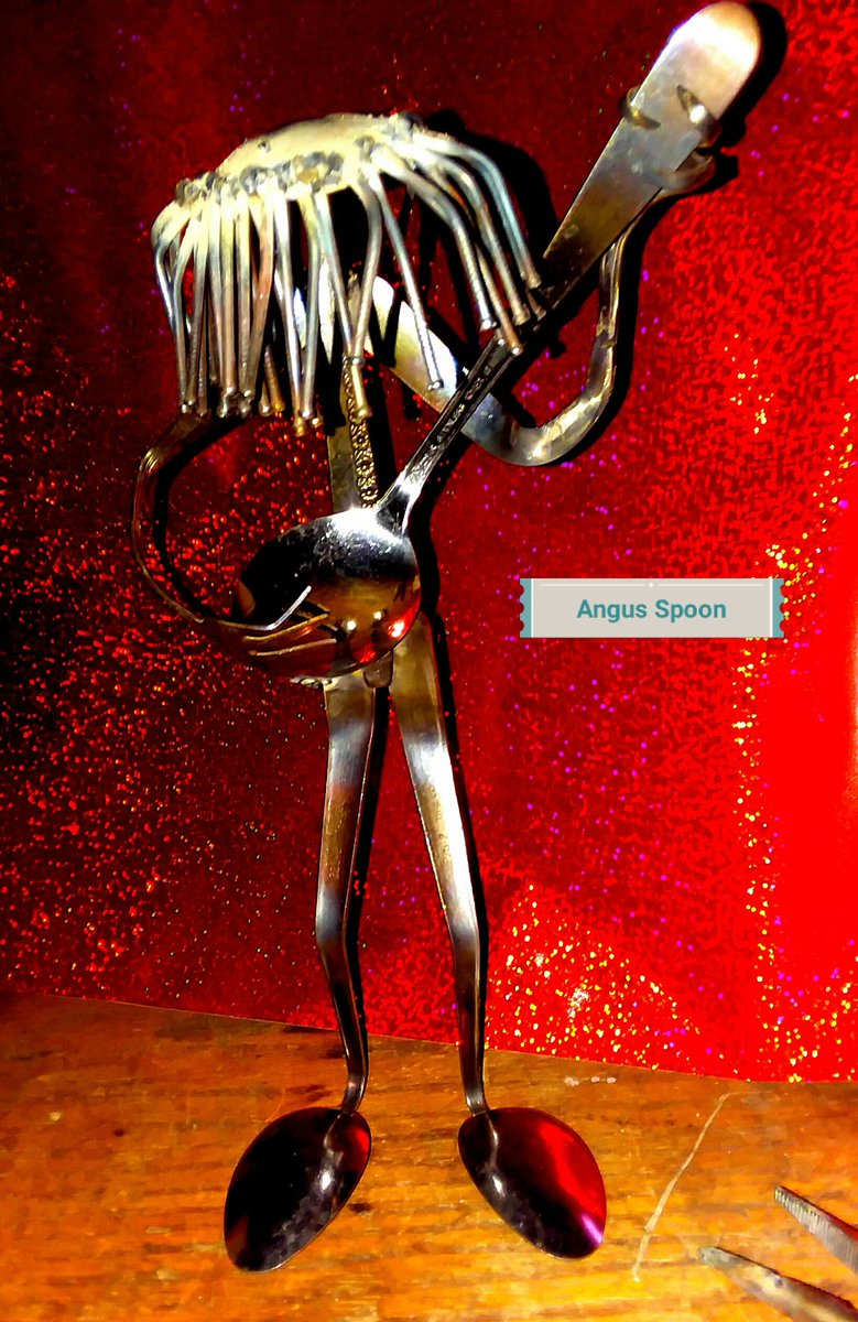 keith55082's tweet photo. #new #spoon #guitar #player #rocker #malcomyoung #INSPIRED spoon #art #artwork by #artist #keithbooth #metalart #fishing for a buyer #christmas https://t.co/ESTFJhV5Ox