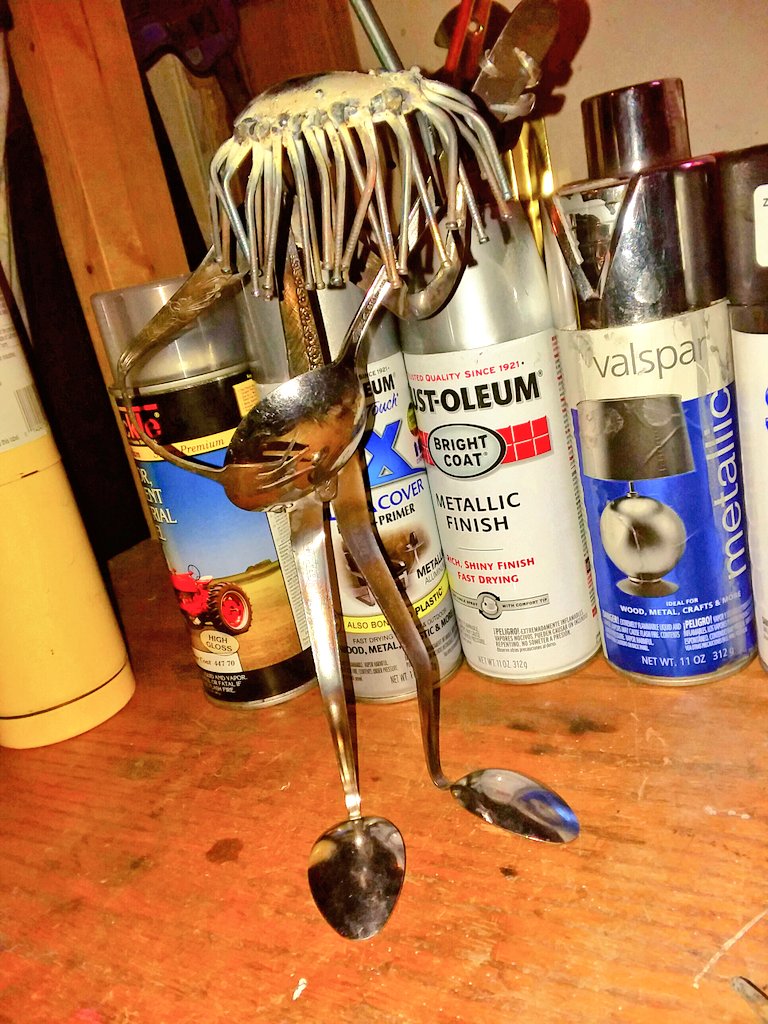 keith55082's tweet photo. #new #spoon #guitar #player #rocker #malcomyoung #INSPIRED spoon #art #artwork by #artist #keithbooth #metalart #fishing for a buyer #christmas https://t.co/ESTFJhV5Ox