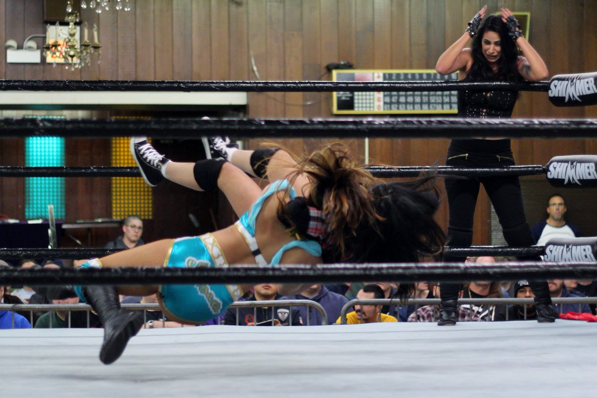 DAFALCON11's tweet photo. @SWestSpitfire v @warriorsamara in a Pre-Show tag match #SHIMMER96 #SanctionedByRISE https://t.co/nvYHzCzry1