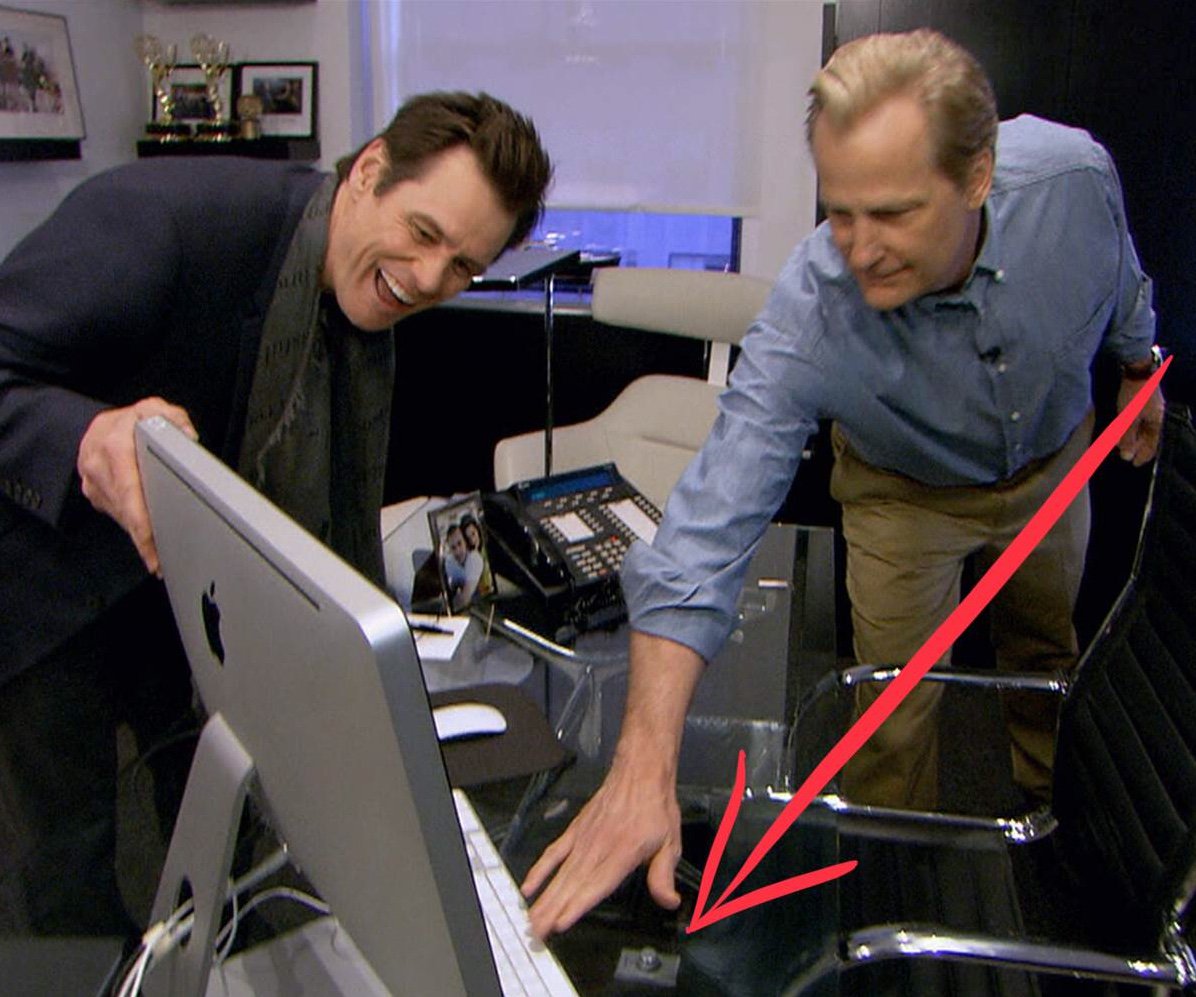 mokolabs's tweet photo. Want to see the secret button on Matt Lauer's desk? I found it in a photo from an old @TODAYshow segment with @JimCarrey and @Jeff_Daniels: https://t.co/g6dWn35IT1 #MattLauer #MeeToo https://t.co/rnOu1wvyM1