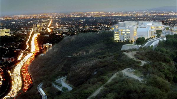 Culture_LA's tweet photo. .@HawthorneLAT talks 20 years of #culturalhistory, @GettyMuseum, @PSTinLA, + @LAMAGBarnsdall's #CondemnedToBeModern https://t.co/6vqX8GHv0a https://t.co/mYNq59xyRU