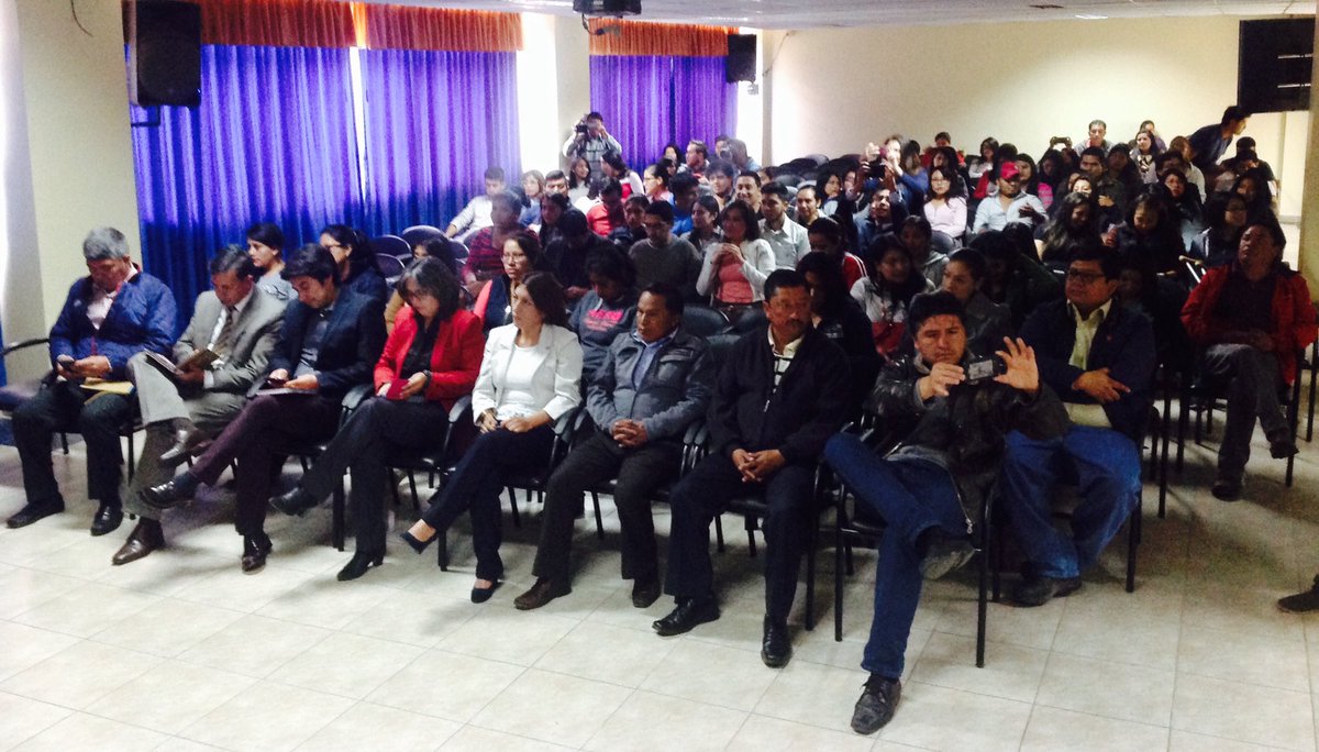 marthegarza's tweet photo. Carreras de la Facultad de Ciencias Políticas @Unach_ec socializaron actividades de #Vinculacion que se llevarán a cabo este semestre en Juntas Parroquiales asociadas a @ConagopareChimb Participan 30 estudiantes de #ComunicacionSocial @e_unach @Elizabeth140571 @ecpatosanchez https://t.co/CeuwRcny8c