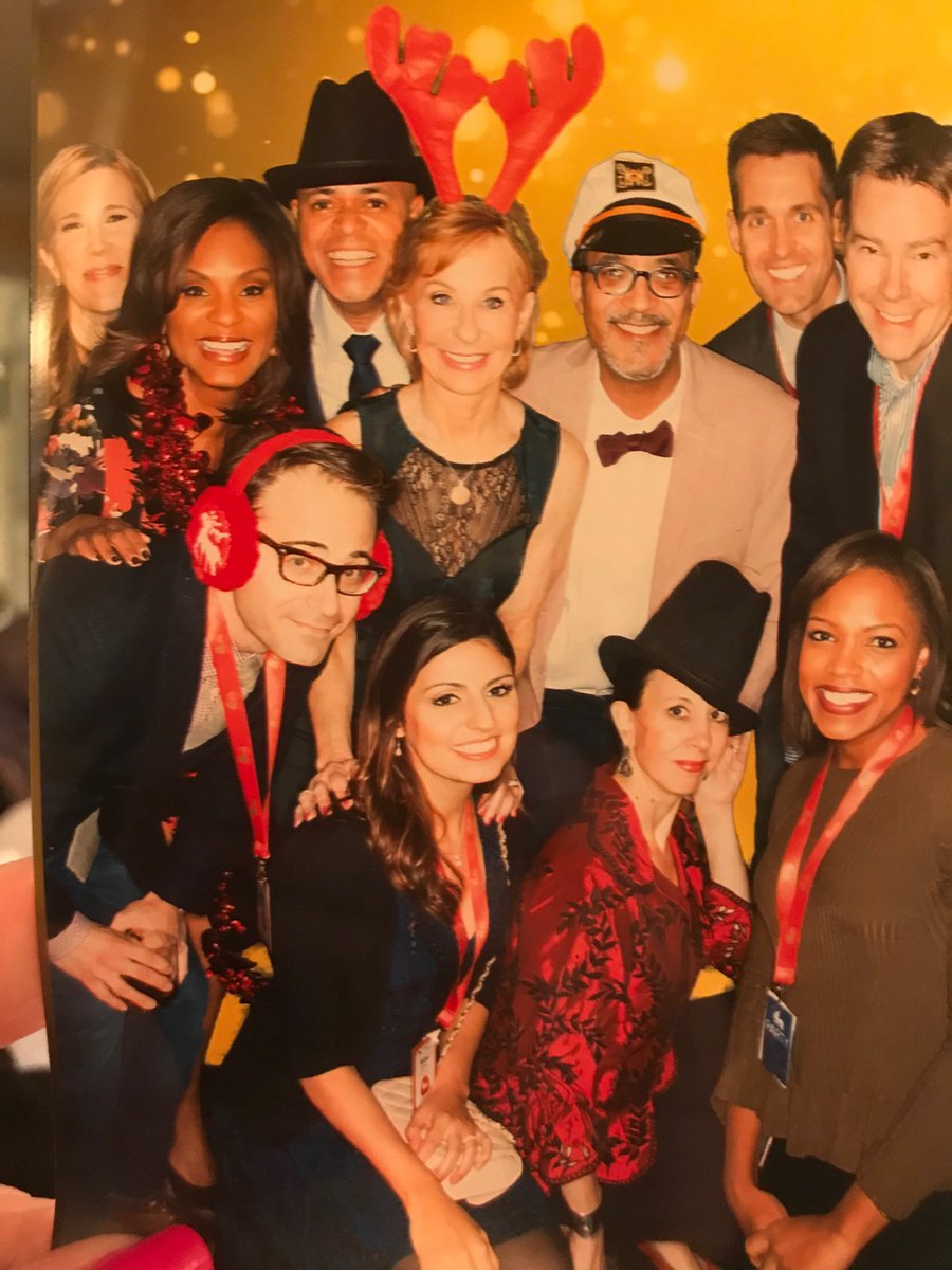 Sarah Wallace tweet media