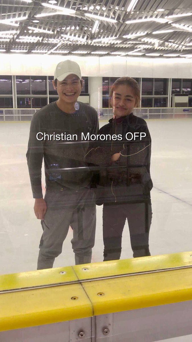 mi2_13's tweet photo. While waiting for Kisses...
Practice, pose and repeat! 
⛸⛸😉

@itschristianmo @notvivoree https://t.co/7w5TUlnIVe