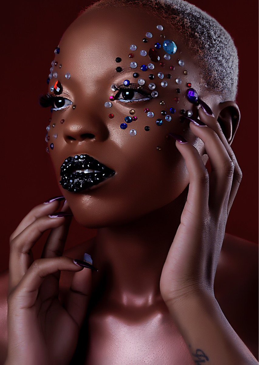lavenderikamar's tweet photo. #urbanvisuals
#wanjikumuchina
#africanamberose
#highfashion
#newprofilepic https://t.co/FABgz5i5GZ