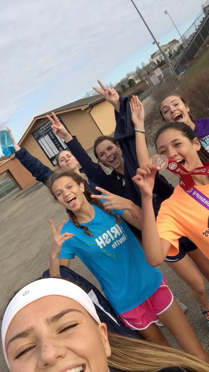 GwenAndersen's tweet photo. HBD mal!! Ur growing up so fast #notreally #sophWhore 😍😍😍 https://t.co/FwccyPRi8H