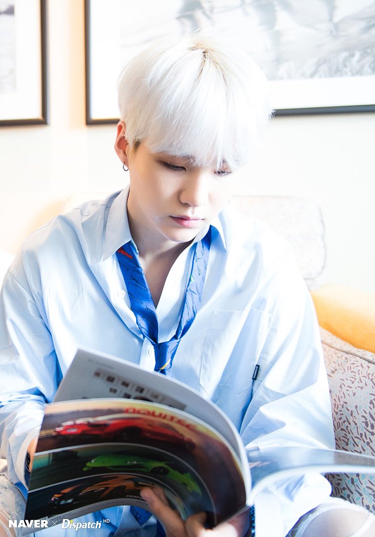 SUGA_th's tweet photo. [NAVER] HD Photos #방탄소년단 #SUGA
(Source. https://t.co/kHHw0q3Muy) https://t.co/SlhA8nutlU