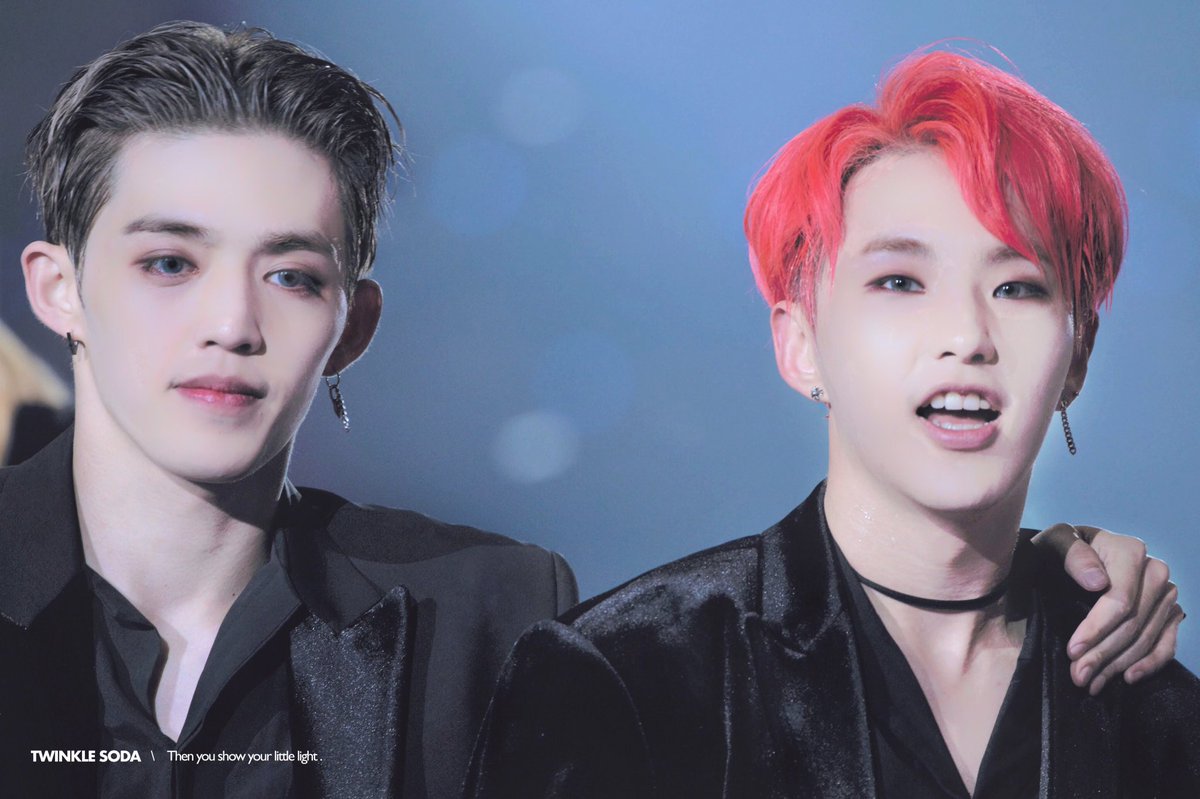 twinklesoda615's tweet photo. 171129 '' 일본 MAMA
울리더즈♥️ 
#세븐틴 #호시 #에스쿱스 #권순영 #최승철 #SEVENTEEN #HOSHI #SCOUPS @pledis_17 https://t.co/QxXfkmnsPf