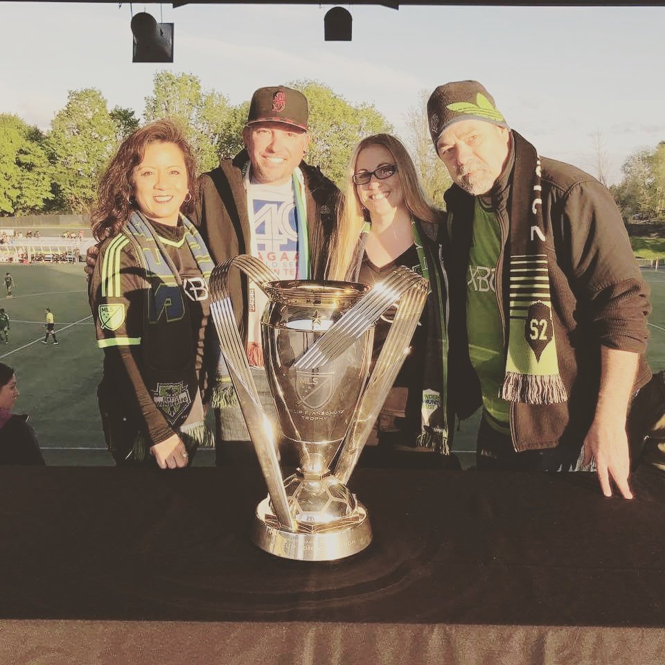 StaceAMx14's tweet photo. @KaseyKeller18 #AllForSounders #Alcatel #Sprint Tbt baby! Can't wait for the next 90! https://t.co/s9uh2CNrcO