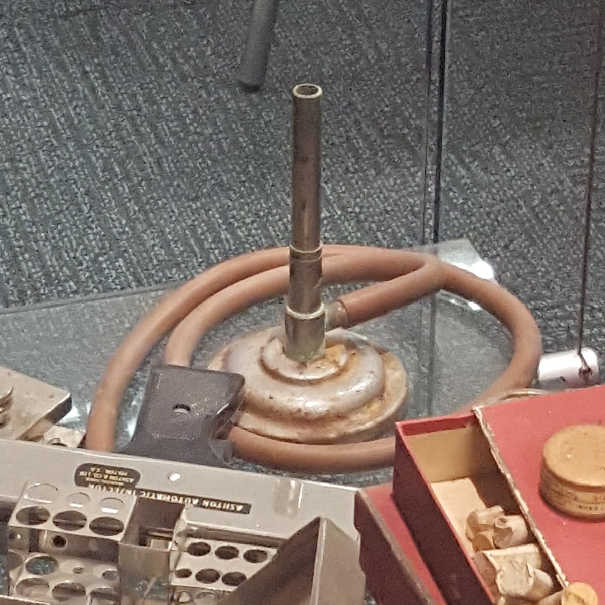 CommMitch's tweet photo. This #tbt I'm focusing on an old bunsen burner that is identical to the ones that my school had - perhaps its time they updated their equipment 🔥 https://t.co/G6r90naRBy