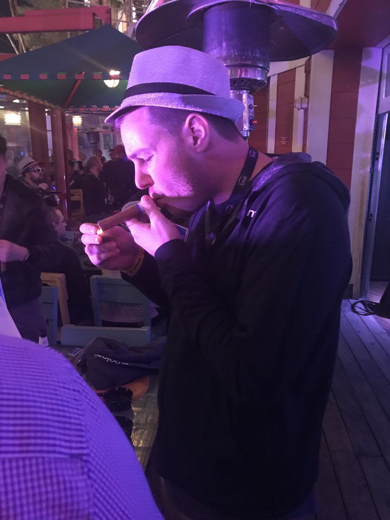 reInventParties's tweet photo. Awesome party at Senor Frogs with @SumoLogic  
#Reinvent #sumoslots https://t.co/QezvLa6790