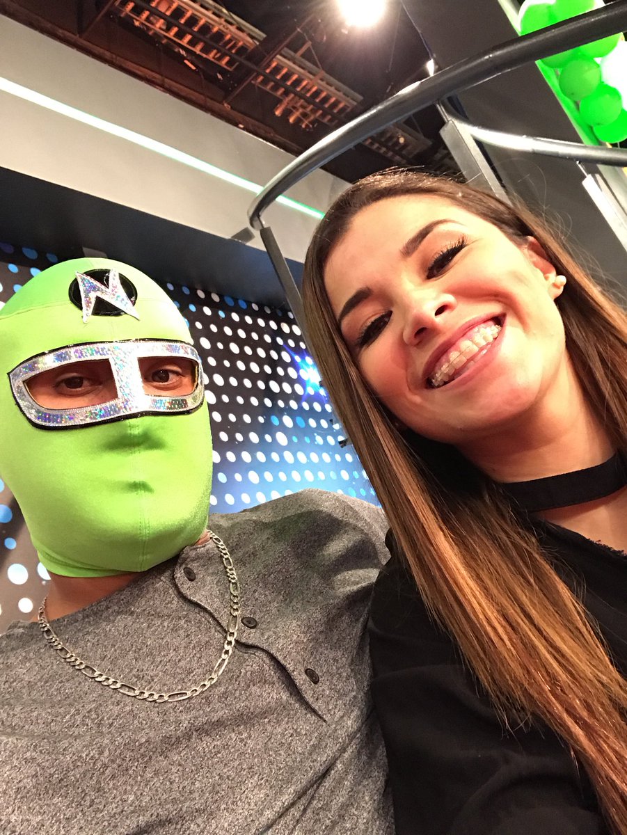 _ninjarin's tweet image. Con la mejor compañía @lizeelizondo en #EsShowLasPosadas vía @multimediostv