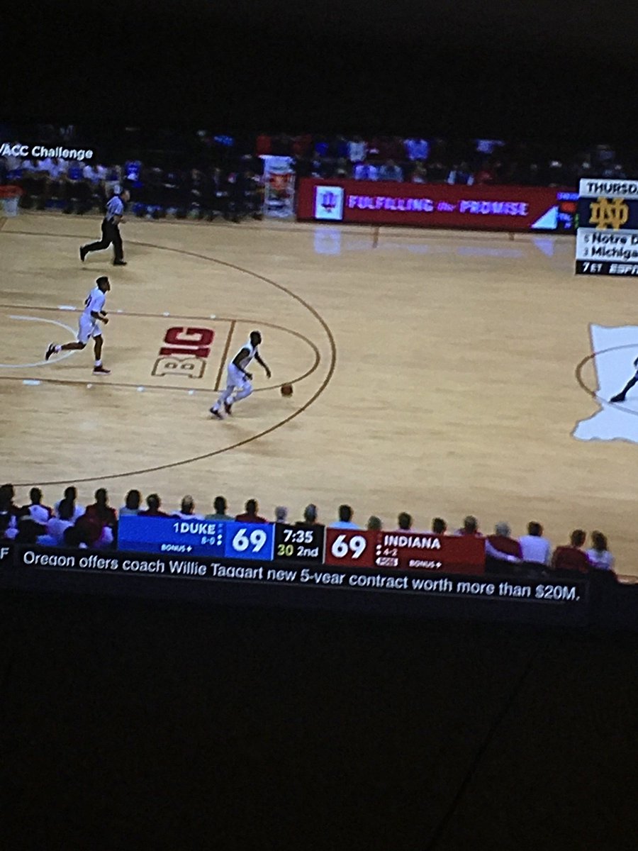 SupSlater's tweet image. what a game we have here folks #SupportTheProject