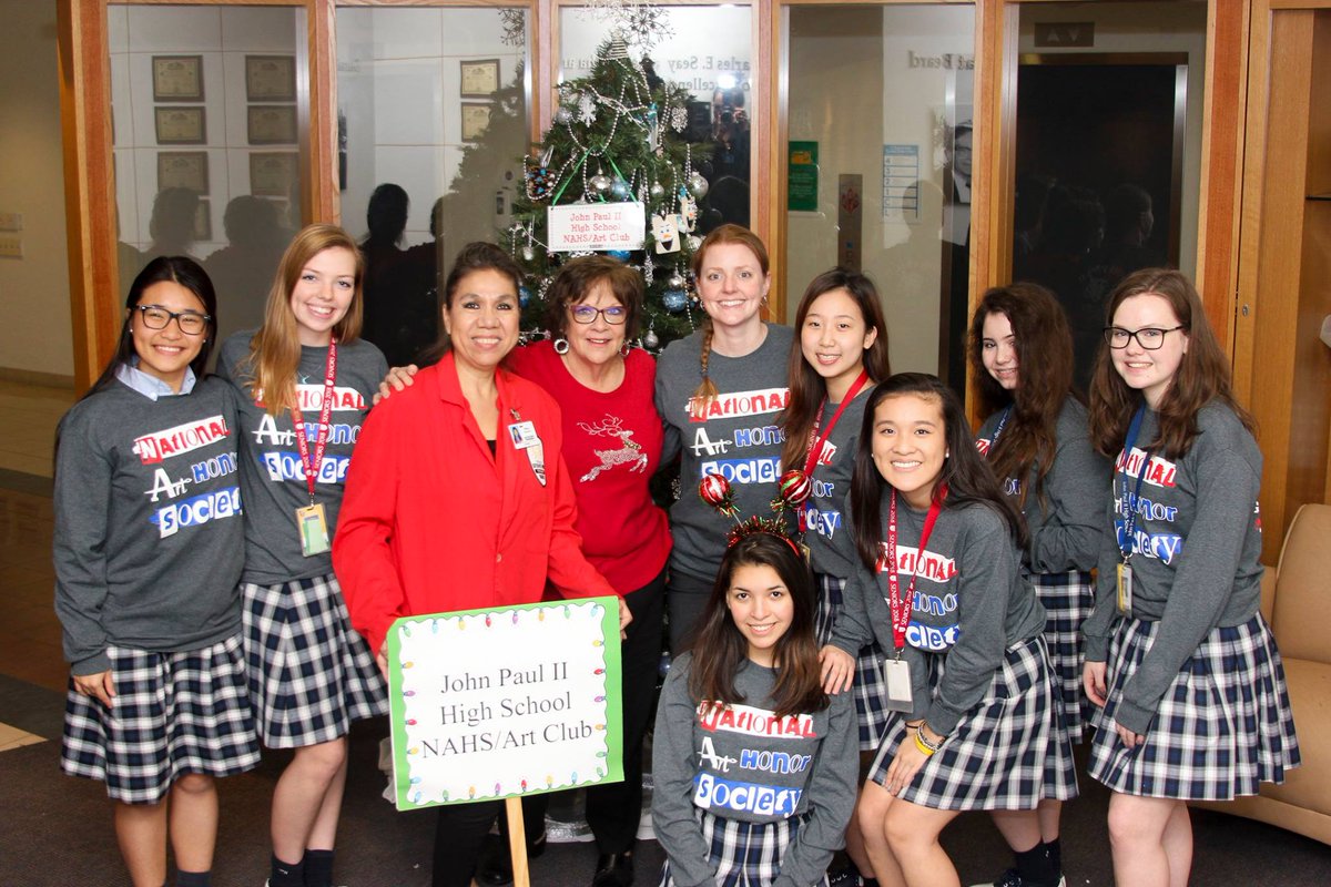 Thanks to our NAHS/Art Club members for making such wonderful ornaments with the theme "Frozen!" We decorated the Christmas Tree for Scottish Rite Hospital yesterday! #christmas #scottishRite