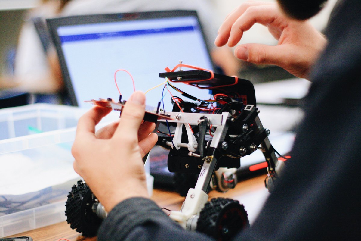 engr1201's tweet photo. Some upgrades are in the works for our specialized DSTR ! Keep an eye out for more updates ! #AlwaysImproving 
@Blinngineer @TSTAR_TX @TXInstruments @BlinnCollege @BlinnEngineer
#ThanksMXET #DSTR https://t.co/5fgzHiAea9