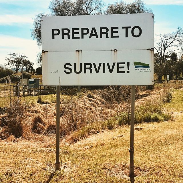BranchOutAdv's tweet photo. A great reminder to be bushfire ready on such a hot day (in Melbourne!). Please be safe this summer.  I also love how we pass this sign on our way to our drop off for the 24 Hour Challenge.  It is terrifying for some! 😂👍🏻 #24hourchallenge #gobranchout #ExploreWithoutBoundaries https://t.co/OmHson1Xkh