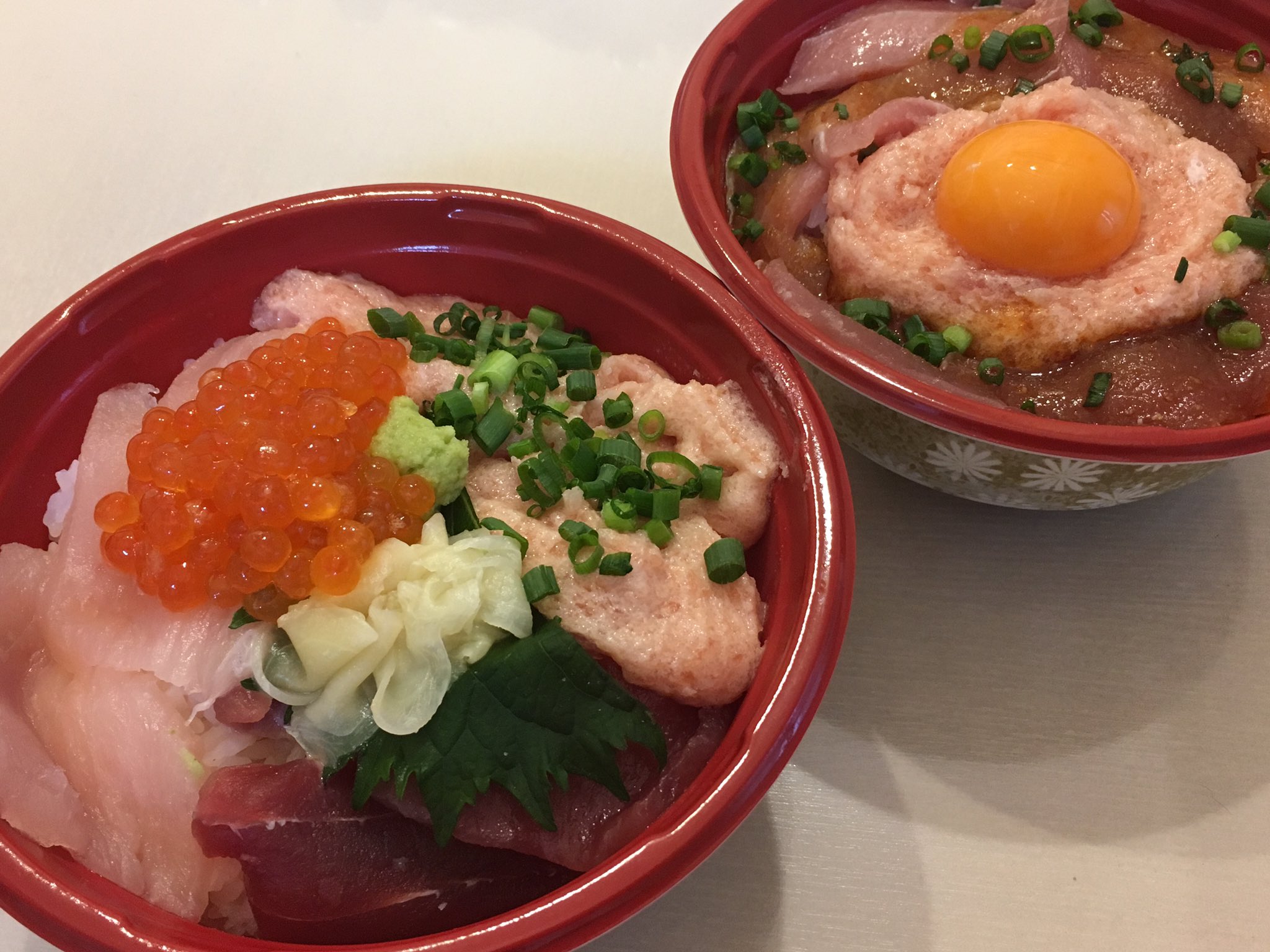 みーさん 磯丸水産はお持ち帰りも出来ると知って初テイクアウト ユッケ丼は衛生的な問題で持ち帰りの場合たまごはつかないみたいです お値段据え置きですがその分ネタは多めに入れてるらしいです Sfpダイニング クリレス 株主優待 今月末期限