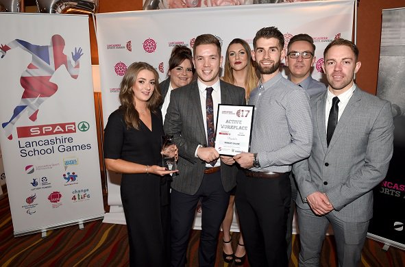 ActiveLancs's tweet photo. Congratulations to @BurnleyCollege for winning the Active Workplace of the Year Award. Thank you to @SPARDSAP for sponsoring this award. #LSA17 https://t.co/DOnJAWsyBm https://t.co/SAAX2GFjxD