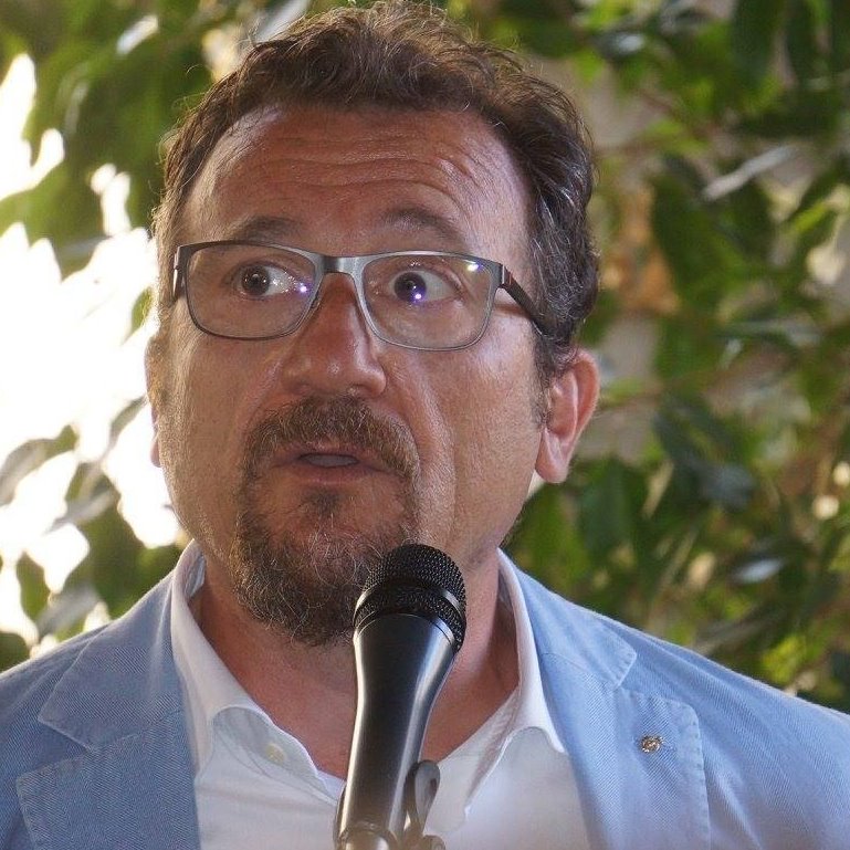 Confagricoltura: "A Natale? Acquistate alberi veri". La scelta #green che viene dalla #Toscana. ow.ly/DTYL30gPYF6