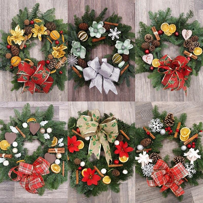 lauraBGEffect's tweet photo. 2 days to go #BlaenauGwent @SmallBizSatUK #eileenjenkinsflorist #Abertillery is getting #festive #wreaths #crosses #decorations @BGEffect https://t.co/Io3EC3fwpN