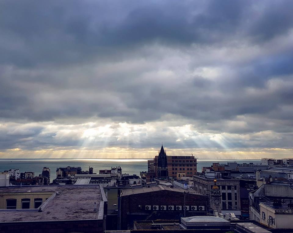Beautiful view from our <a href="/EyenetworkVC/">EYENETWORK</a> office here in Brighton #Brighton #Views #sea
