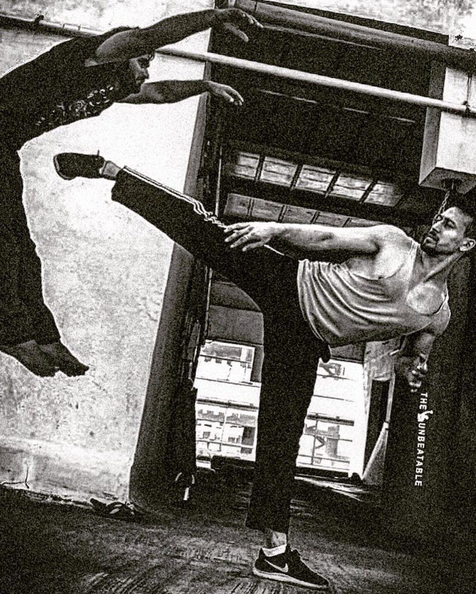 TIGERWorldTeam's tweet photo. #TigerShroff  ❤️ #AsYouThink , #SoShallYouBecome.
#BruceLee #ShadowingTheBest b#TigerShroff #ThrowbackToLastWeek
#Baaghi2 #StudentOfTheYear2 

@iTIGERSHROFF @DishPatani @nadeemakhtar119 @TeamTIGERSHROFF https://t.co/CIql94qeFv