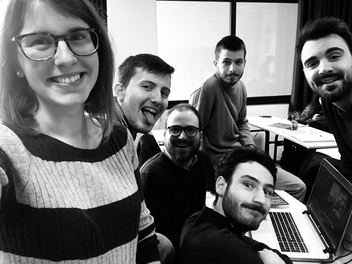 levorato_andrea's tweet photo. Work in progress #storiadeimedia #lumieré💡🎞🎬 https://t.co/kEUyLPXq9l