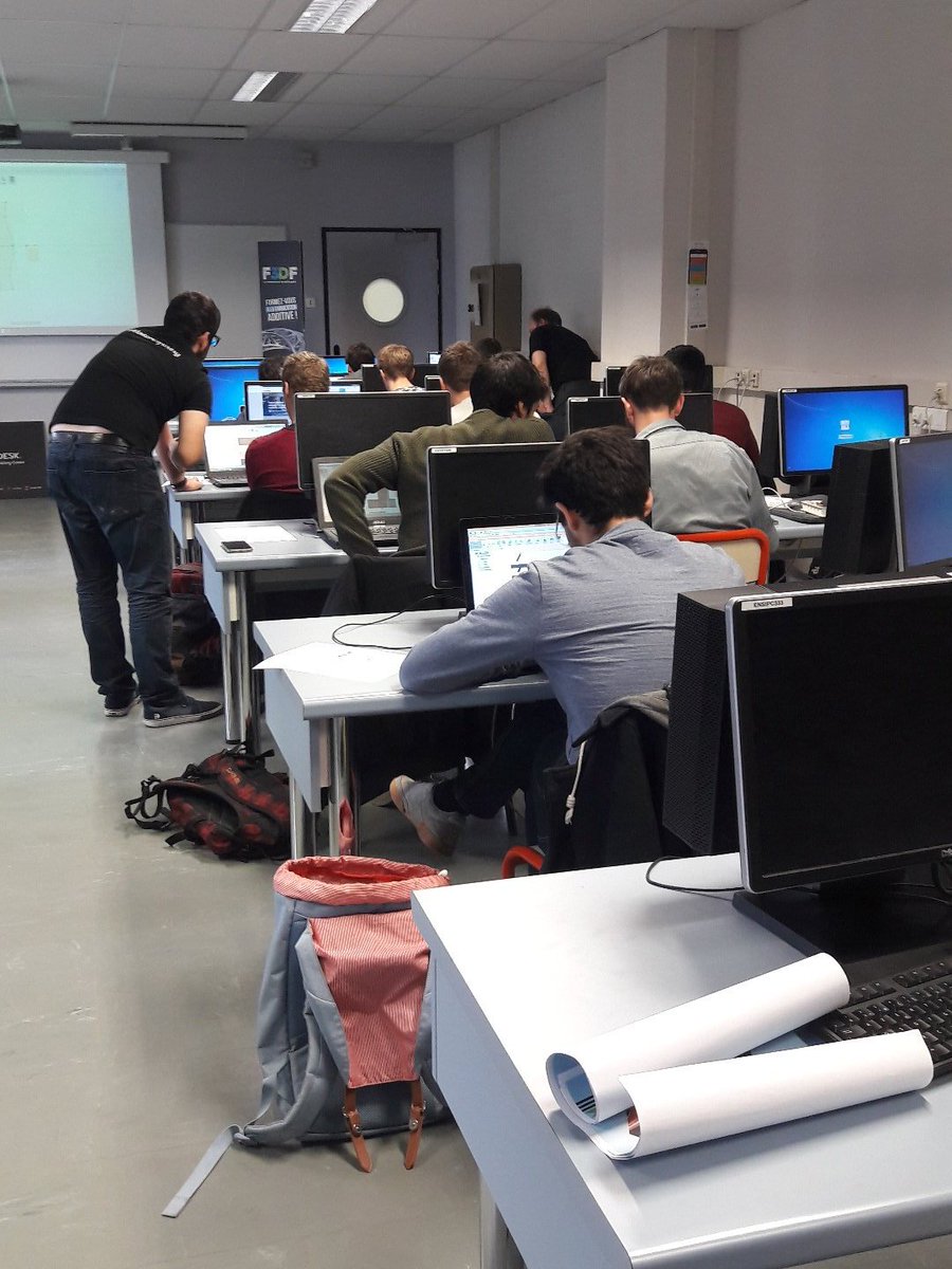 En plein workshop made in <a href="/F3DFr/">F3DF</a>  #DesignNow #3Dpriting #EBEC