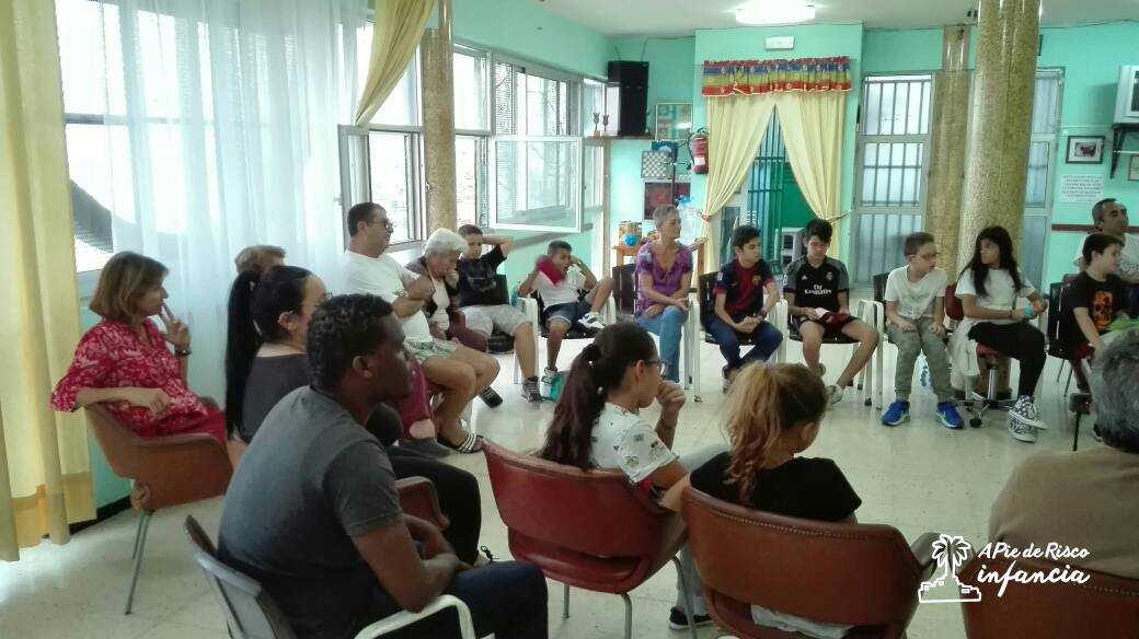 apiederisco's tweet photo. No hay caracteres suficientes para describir lo que vivimos el martes en @apiederisco, así que les dejamos el texto que pusimos en Facebook y algunas fotos.  #DerechoALaParticipación #DerechosDeLaInfancia https://t.co/WPOXS7whzr