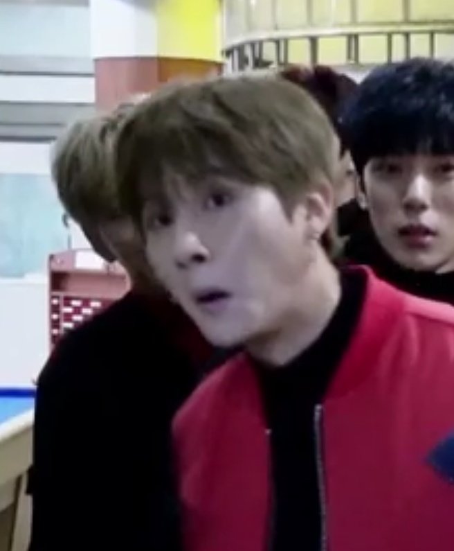 1nteinstrgshity's tweet photo. ❔: Tell us members behaviors when they're drunk. 
🐰: Shownu will become more cute &amp; aegyo.
Jooheon will start stripping ㅋㅋㅋ

(I volunteer as tribute to drink with Jooheon &amp; Shownu 🙋‍♀️)

#WONHO #MONSTA_X #몬스타엑스 #원호 #DRAMARAMA #JOOHEON #SHOWNU https://t.co/XTKr4VGBTx