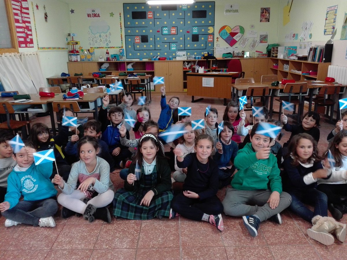Marsa5pri's tweet photo. Jugaremos juntos juegos tradiciones escoceses #salamancaenruta #iApprendo #maristas https://t.co/c737fYRENG