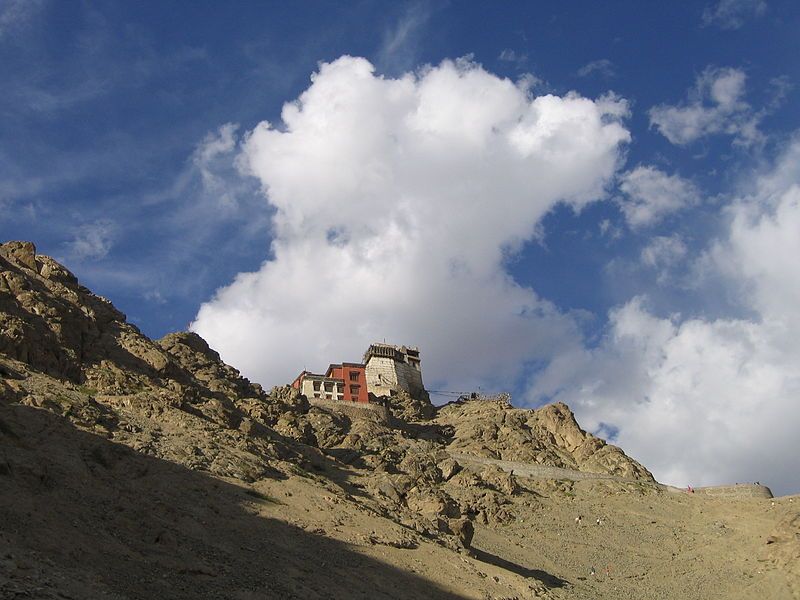 holidaysgenius's tweet photo. Spice up your life with an exciting trip to Ladakh. Shed all the worries about organizing and arranging and just use #Ladakh #trip #in #India #package. https://t.co/gy0FkSRmeN https://t.co/ePyplgbCzJ