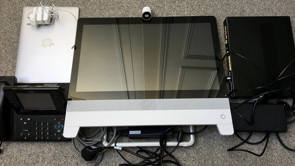 ianbailie's tweet photo. You know you worked for a company that fully supports flexible working when this is what "handing your laptop in" looks like #WeAreCisco #mylastday https://t.co/NYJKzFA1Dh