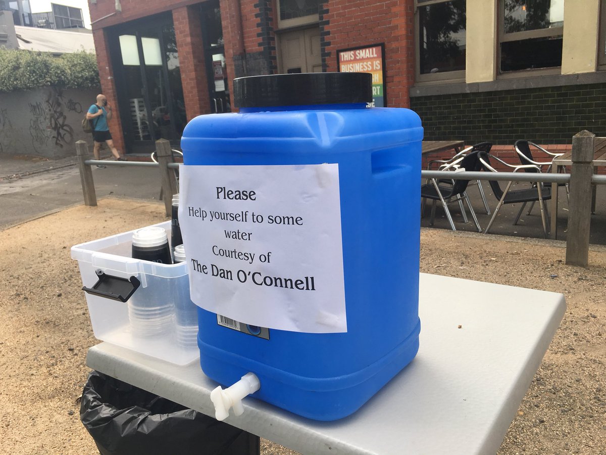 daynaa2000's tweet photo. Thanks to the great people at the #DanOConnell in Carlton today 👍 It was a hot one! I’m sure plenty of cyclists &amp; passers by took advantage. https://t.co/dLzDCKxFXa
