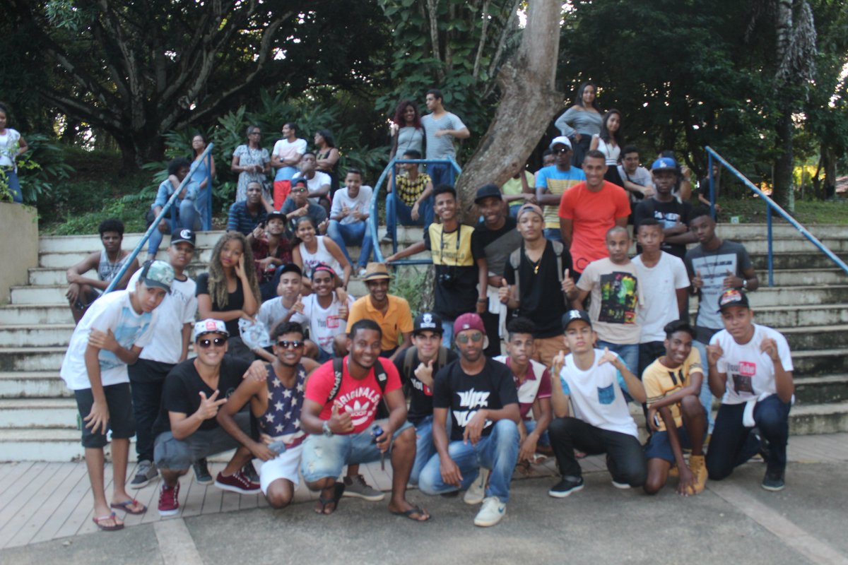 IsraelLopesTV's tweet photo. Família #YoutubersBahia, rumo ao TOPO! <3
#EncontroDeYoutubersSSA
#EncontroDeYoutubersBA
#EncontroDeYoutubers #EncontroSSA
#YoutubersBahia #YoutubeBrasil
#BahiaTube #ssa #ba #salvador #bahia #youtubers #Israellopestv #Márfialopesnática #SomosTodosLopesnaticos https://t.co/hG1qyUWGve