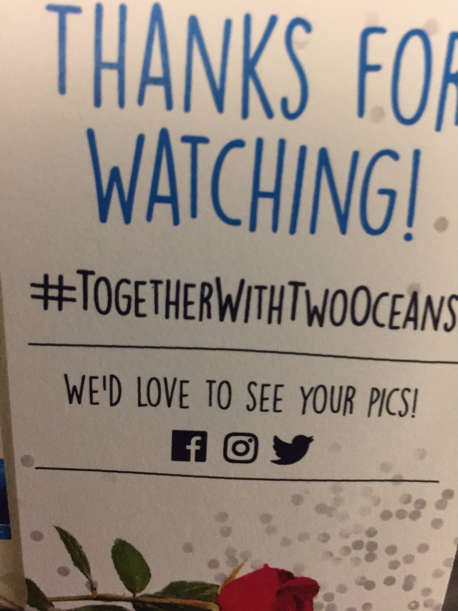 interactivebee's tweet photo. Honoured to present at #YVRauthors the multi-award-winning @iBooks @howtosaycheese Thanks to @twooceanswineca for their awesome swag. Happy to give this gift basket as the main door prize to one lucky winner. #togetherwithtwooceans #ibook #ibookauthor #stinkycheese #finewine https://t.co/0Ux5oahV07
