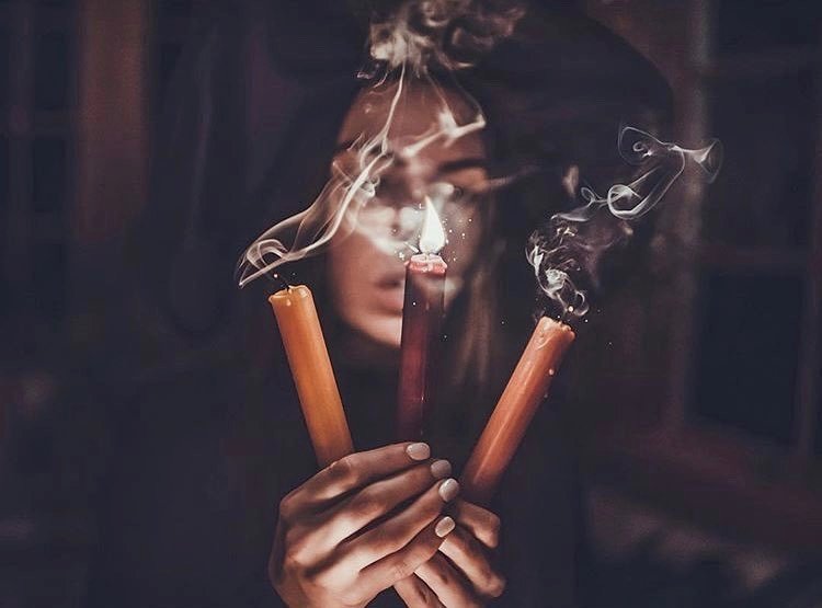 waistedangels's tweet photo. May the bridges I burn light the way ✨ Photo by #WHIHeart #lights #shadowplay • https://t.co/nyfQ1H63dp