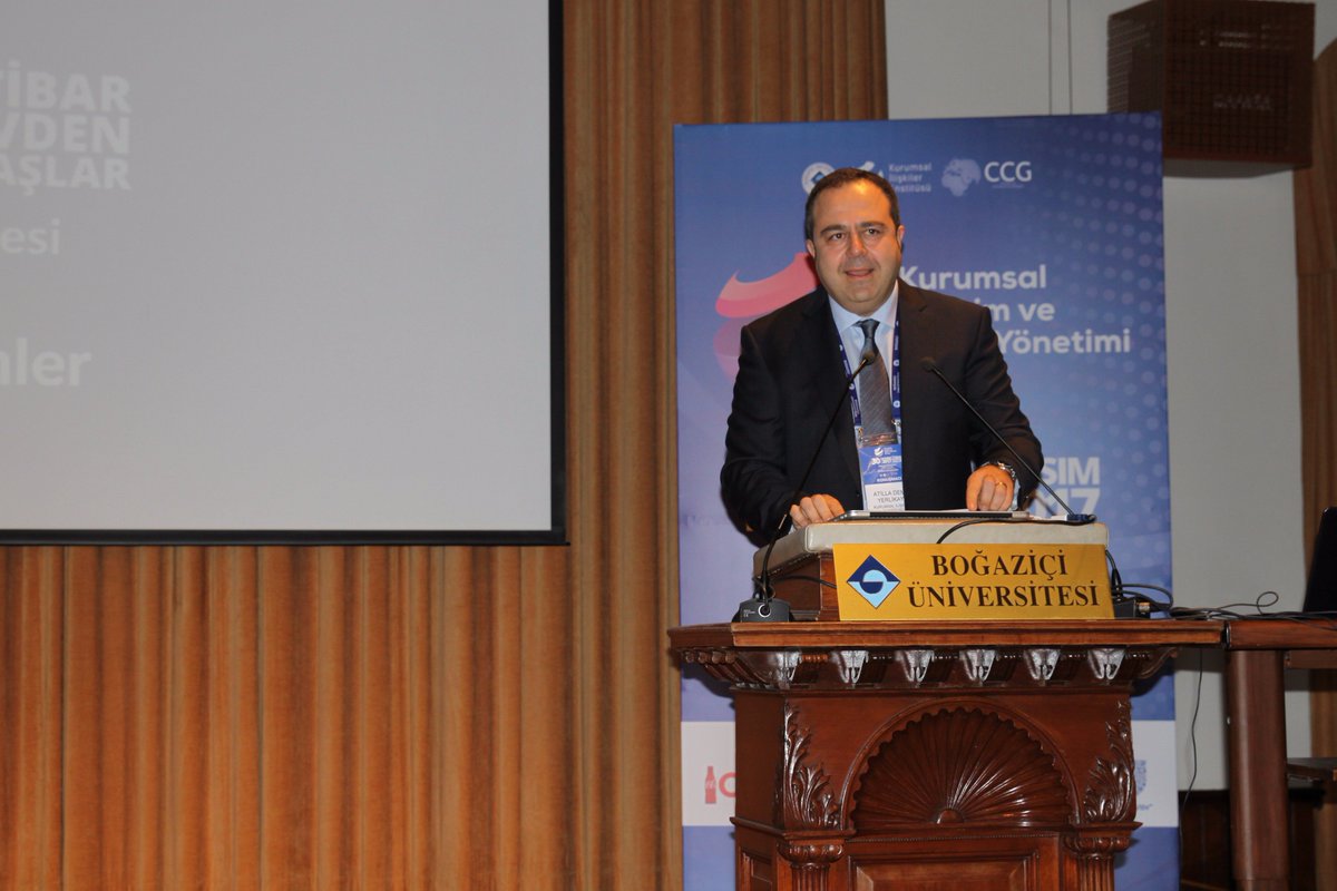 İkinci açılış konuşmamız için <a href="/atillayerlikaya/">Atilla D. Yerlikaya</a> sahnede! #itibariyonetenler