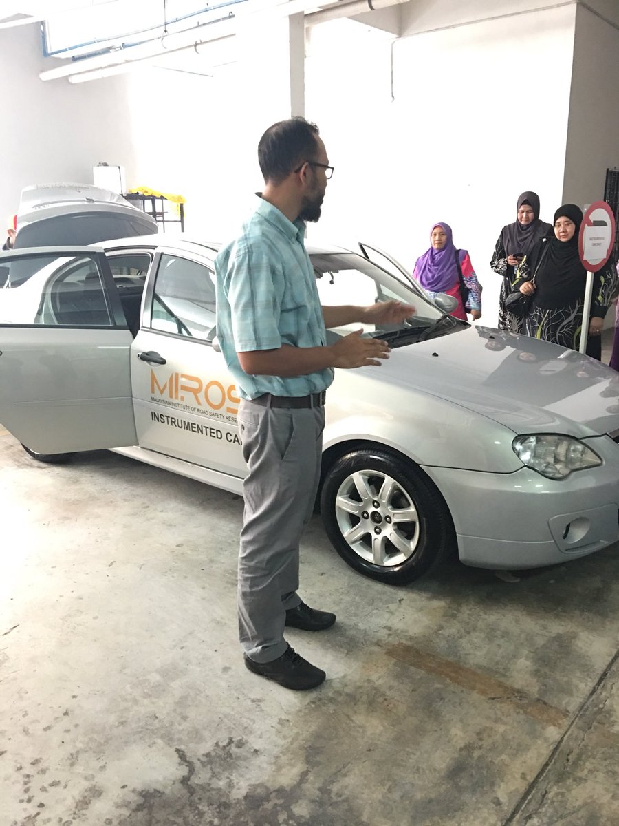 rasid0306's tweet photo. A very fruitful familiarization session to the staff of Ministry of Transport on the activities currently being carried out in Miros https://t.co/yv8ijPT15b