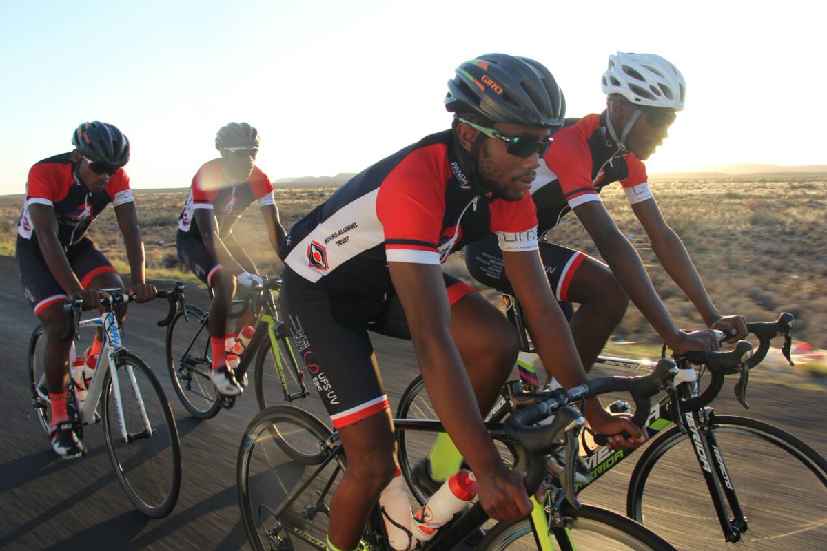 UFSweb's tweet photo. #Right2Learn Cycle Tour Day 4: Left Britstown at 5:15am travelling to Victoria West. https://t.co/Z65bQ1ckw7