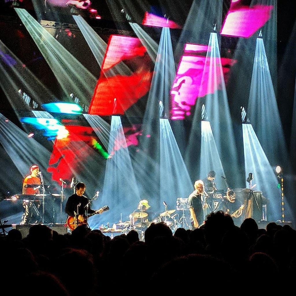 kmore's tweet photo. What a treat to see masters at work, an evening with Mr. November. #thenational #seattlemusic #paramountstyles https://t.co/1EgI4Z88BJ https://t.co/Cw2zMtBNuK