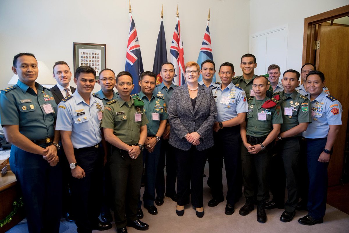 IKAHANid's tweet photo. Senator, the Honorable Marise Payne MP, Minister
for Defence, welcomes the IKAHAN Colin East Award 2017 #CEA2017 delegation to Australia and congratulates them on receiving the 2017 Colin East Award https://t.co/U9nVWNduIx