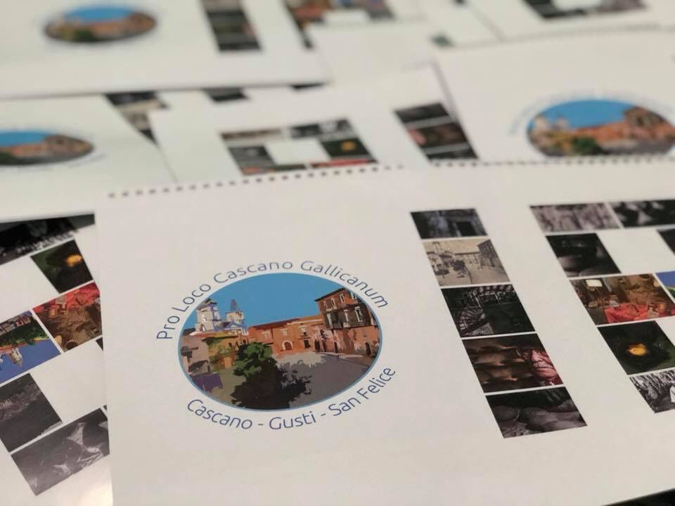 prolococascano's tweet photo. Ci siamo!!! Sono arrivati!
I  calendari saranno presentati Domenica 03 Dicembre presso il nostro stand in occasione della manifestazione “Natale al Borgo”.
#cascanogustisanfelice
#prolocascanogallicanum 
#Calendario2018 https://t.co/ItelzXW85e