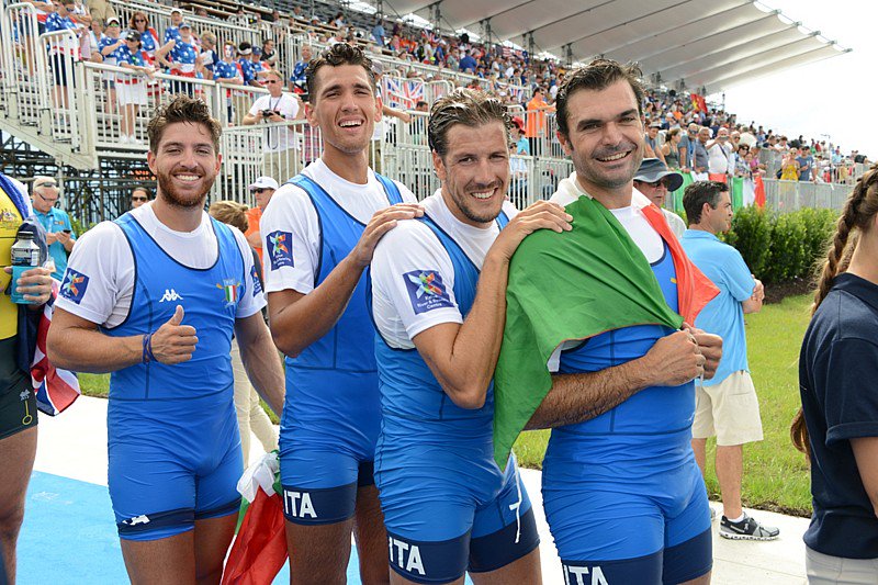 canottaggio1888's tweet photo. Quattro campioni...una certezza!Il 4 senza senior medaglia dโargento ai Mondiali di #Sarasota!๏ธ#canottaggio #canottieri #rowing #rowinglife #kappa_official #kappa @lodo_matteo @giorowab @Dome_montrone #aviron #italia #italremo #italiateam #rowingathlete #campioni @Dicostanzo_M https://t.co/nlPB3GaGTn
